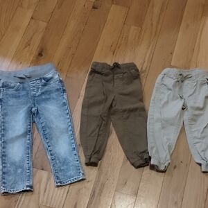 Stylish Kids Denim and Jogger Pants Set